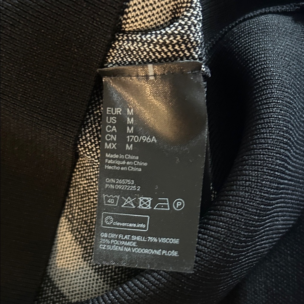 H&M Black and Cream Patterned Dress Set NWT - Picture 5 of 5
